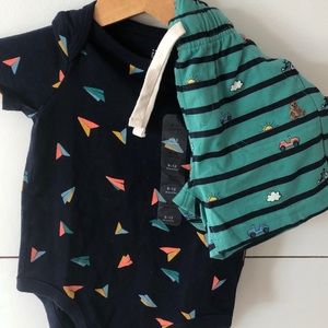 GAP Navy & Green Onesie with Short Set (6-12 mo)